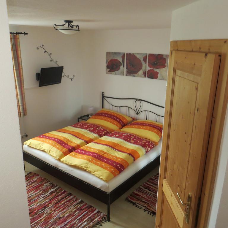 Ferienwohnung Brigitte Perner Нусдорф ам Атерзее Екстериор снимка